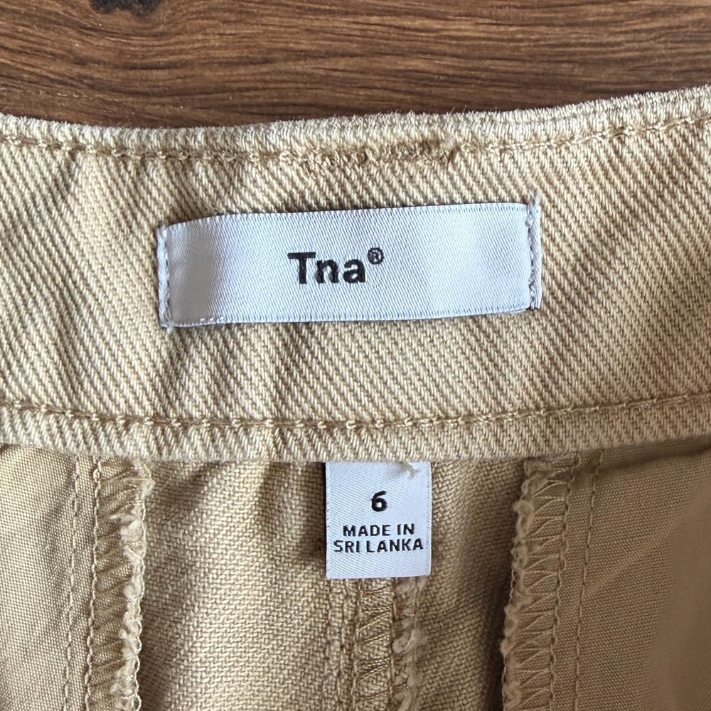 TNA Beige Troop Cargo Pants – Size 6 🤎✨ - Picture 3 of 11